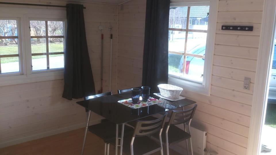Tornby Strand Camping Cottages Hirtshals Rom bilde