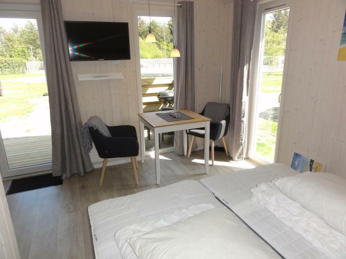 Tornby Strand Camping Cottages Hirtshals Eksteriør bilde